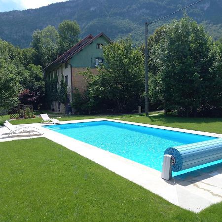 La Clairiere Du Moulin Bed & Breakfast Lepin-le-Lac Eksteriør bilde