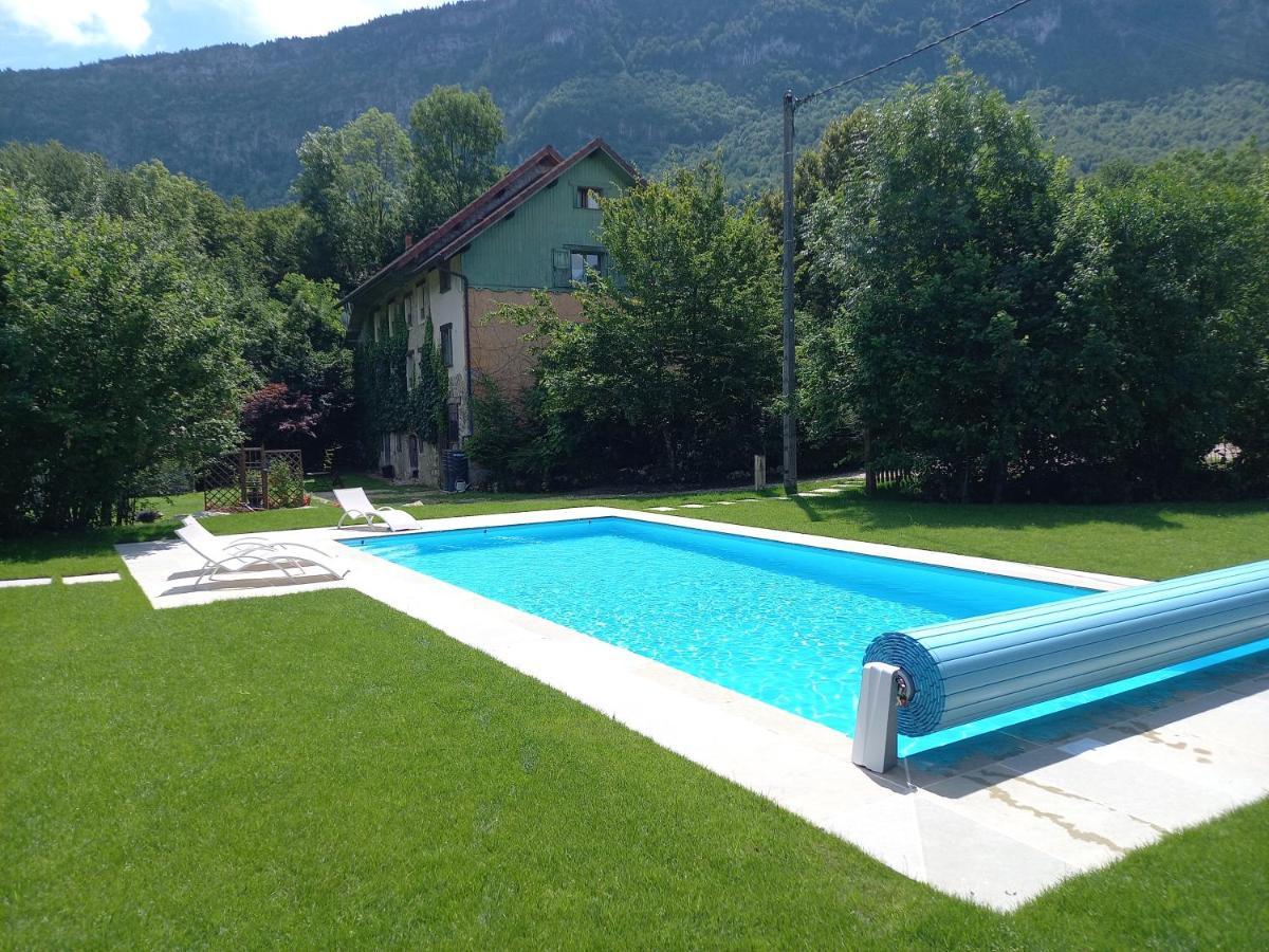 La Clairiere Du Moulin Bed & Breakfast Lepin-le-Lac Eksteriør bilde