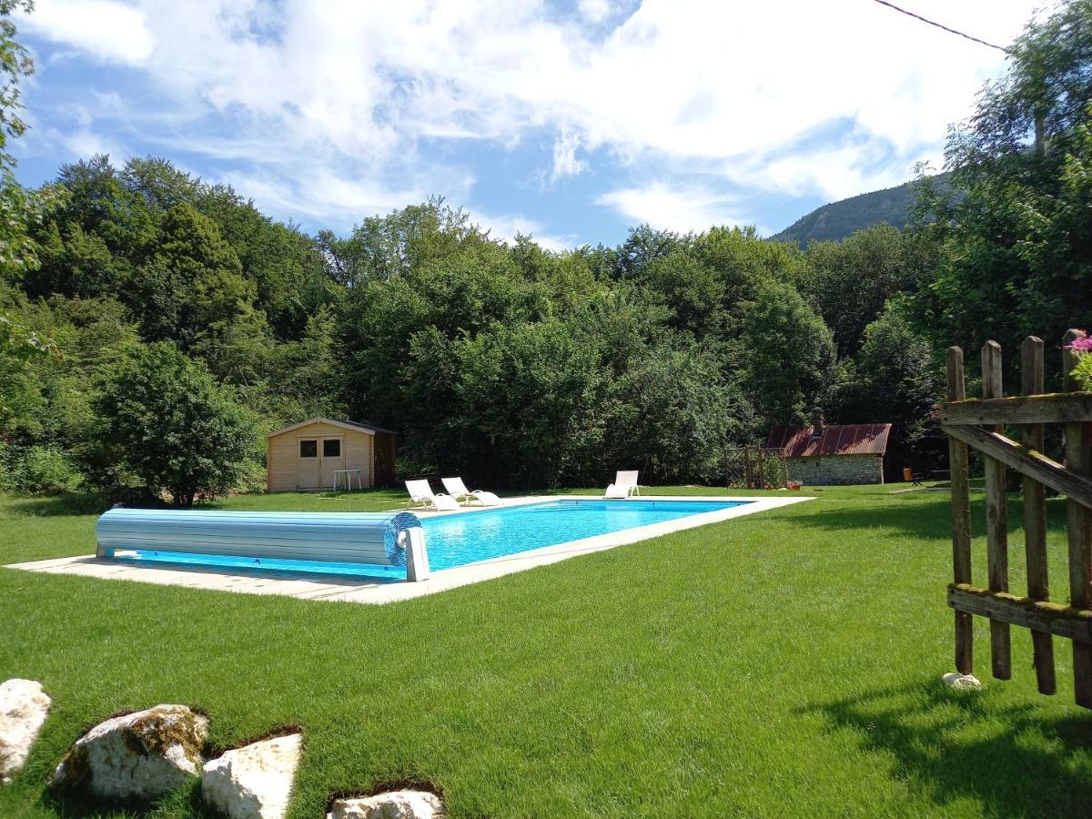 La Clairiere Du Moulin Bed & Breakfast Lepin-le-Lac Eksteriør bilde