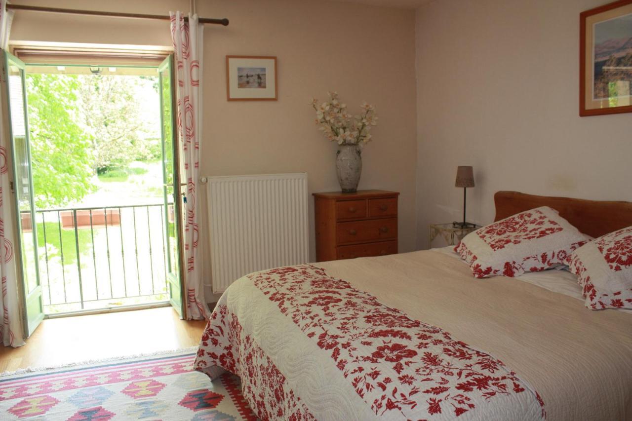 La Clairiere Du Moulin Bed & Breakfast Lepin-le-Lac Eksteriør bilde